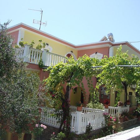 Nikolaou Thomas House Apartment Parga Luaran gambar