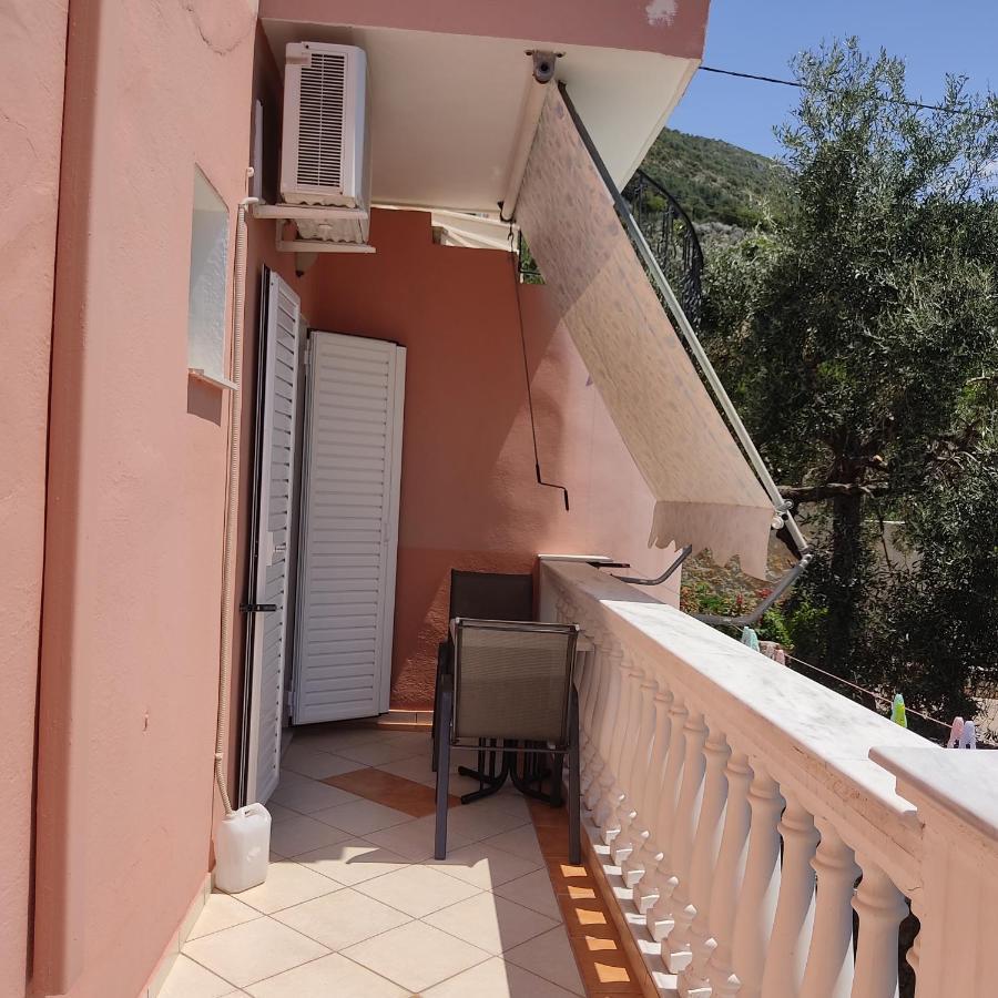 Nikolaou Thomas House Apartment Parga Luaran gambar
