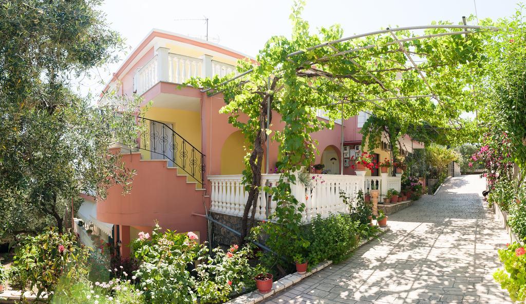 Nikolaou Thomas House Apartment Parga Luaran gambar